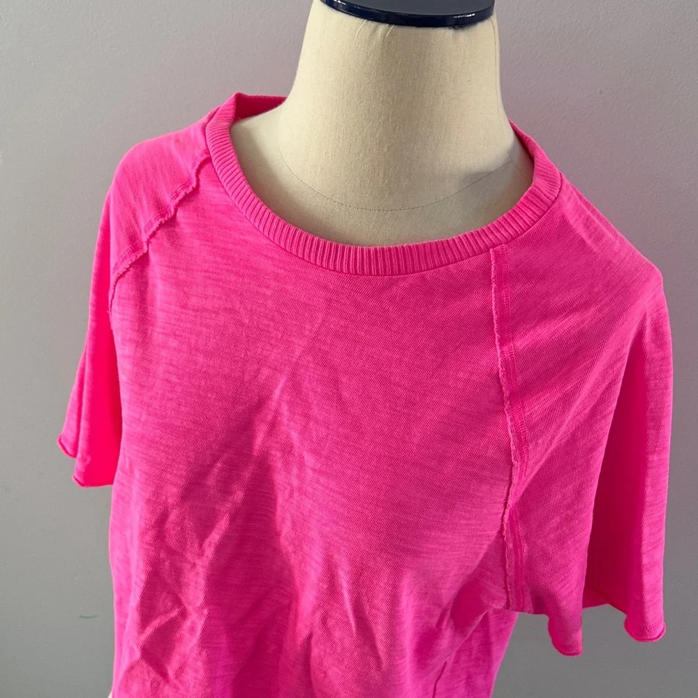 PINK Victoria's Secret Neon Pink Crop Top - Picture 3 of 4